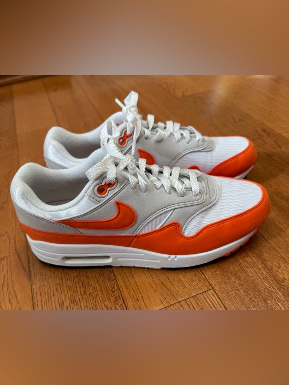 Nike Air Max 1 '87
Safety Orange (Women's)